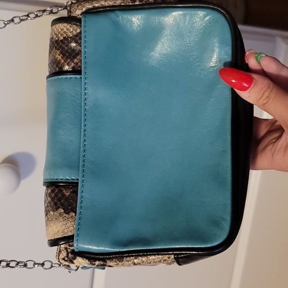 Brighton My Flat in London Purse - Picture 5 of 11